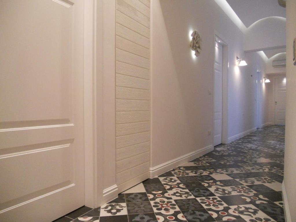 Arco' B&B Trani Cattedrale Bagian luar foto