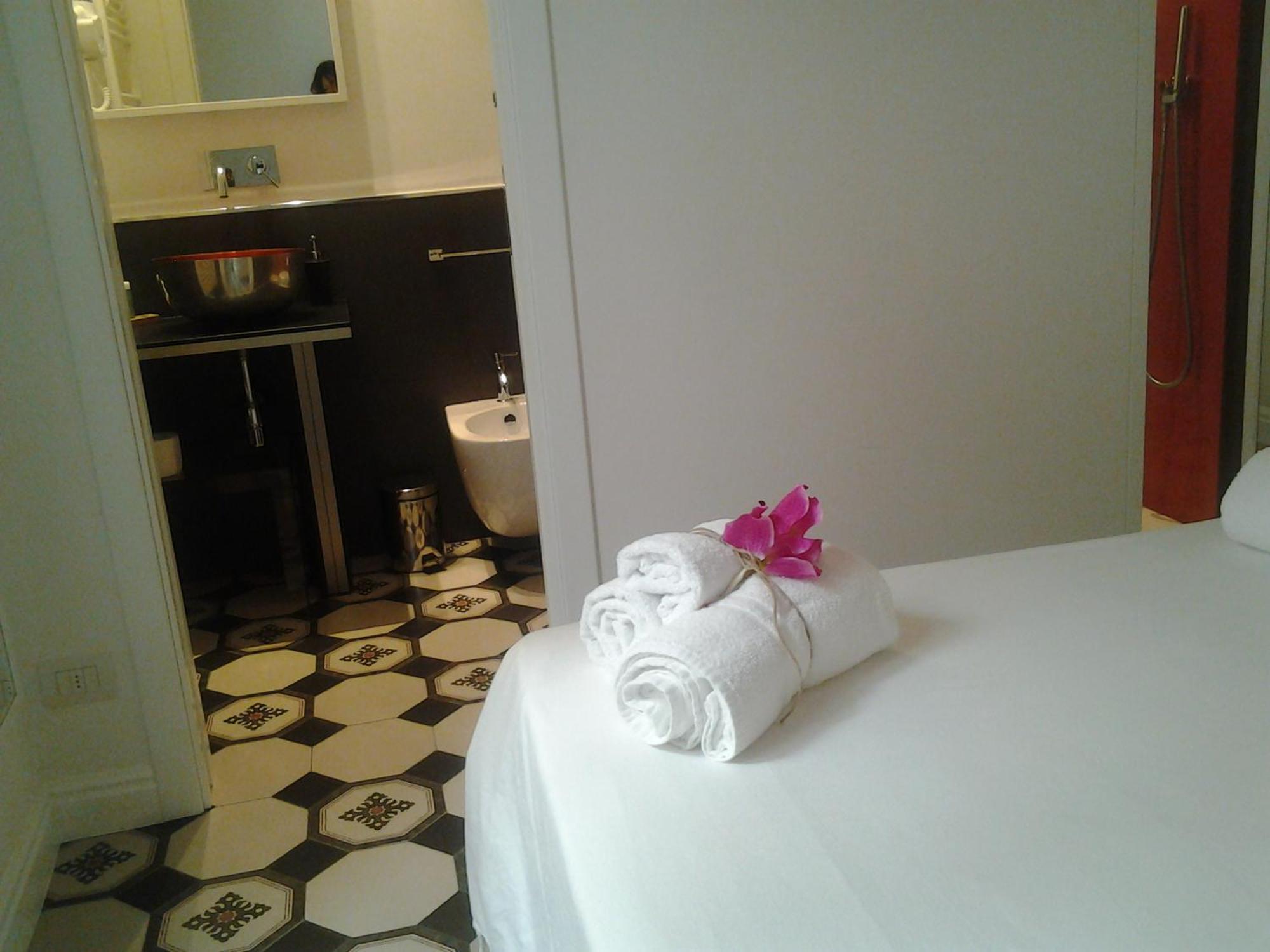 Arco' B&B Trani Cattedrale Bagian luar foto