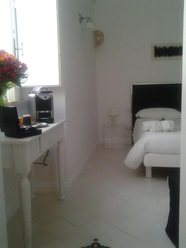 Arco' B&B Trani Cattedrale Ruang foto